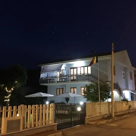 Gianna Hotel *