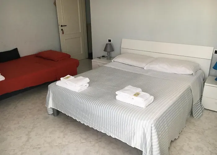 Gianna Отель Розето-дельи-Абруцци